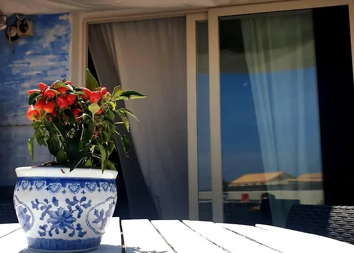 Flying Whales Apartamento